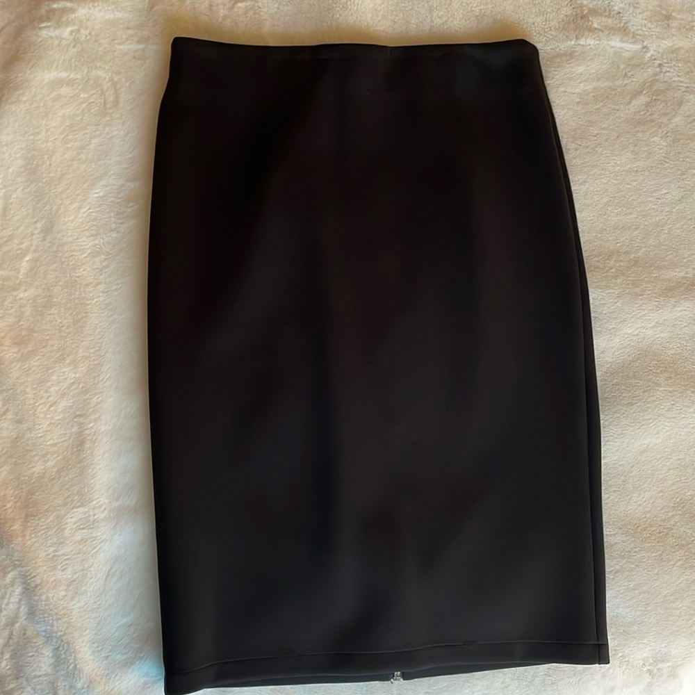 Black pencil skirt with zipper in the back